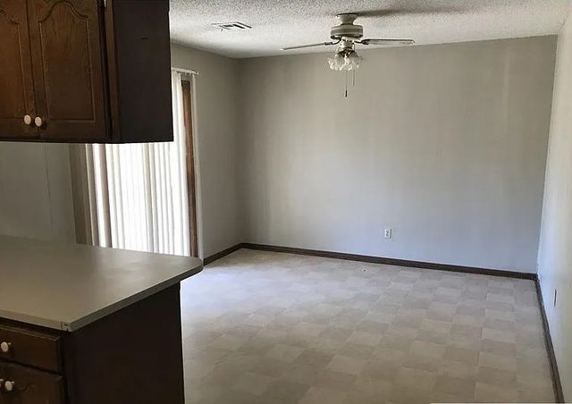 4501 Meadowpark Drive, Midwest City, OK 73110