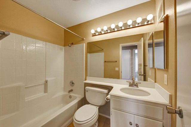 400 Sanibelle 1, Chula Vista, CA 91910