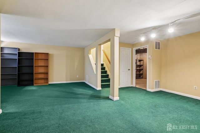 19 Dorchester Drive, East Brunswick, NJ 08816