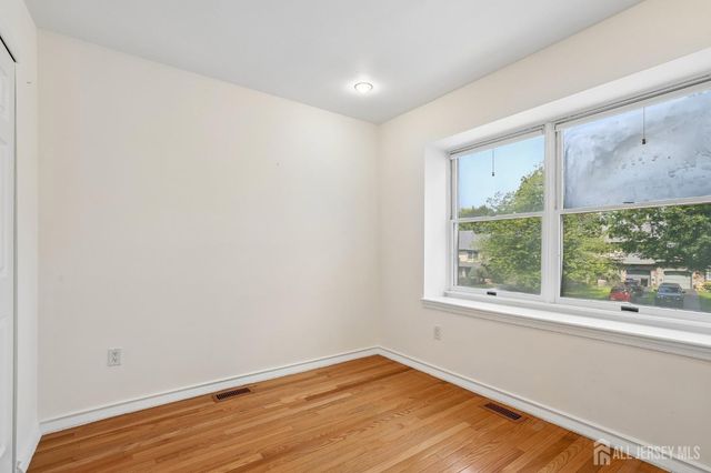 19 Dorchester Drive, East Brunswick, NJ 08816