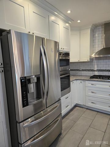 19 Dorchester Drive, East Brunswick, NJ 08816