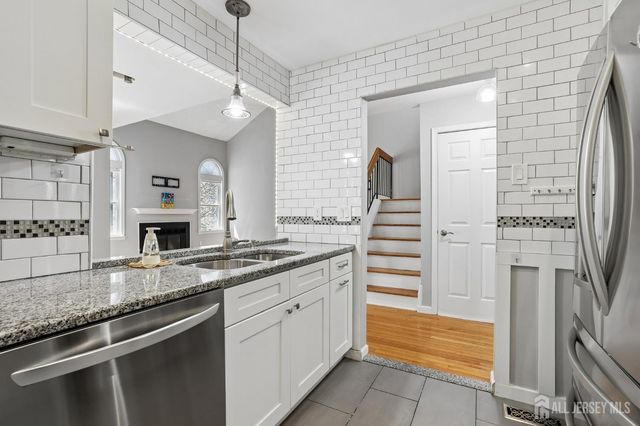 19 Dorchester Drive, East Brunswick, NJ 08816