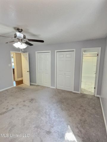118 Linnet Drive, Ocean Springs, MS 39564