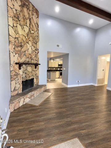118 Linnet Drive, Ocean Springs, MS 39564