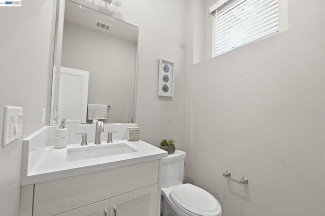 80 Woodbury Highlands Pl 10, Lafayette, CA 94549