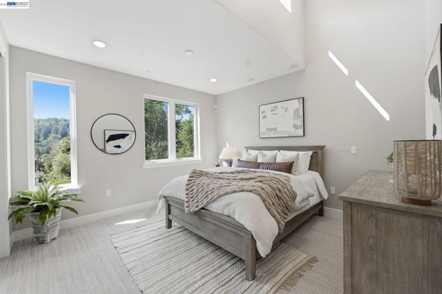 80 Woodbury Highlands Pl 10, Lafayette, CA 94549