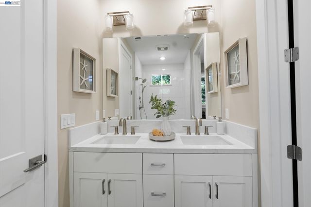 80 Woodbury Highlands Pl 10, Lafayette, CA 94549