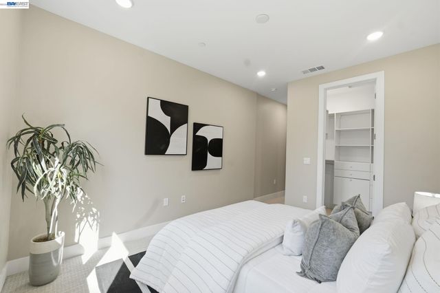 80 Woodbury Highlands Pl 10, Lafayette, CA 94549