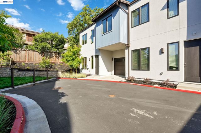 80 Woodbury Highlands Pl 10, Lafayette, CA 94549