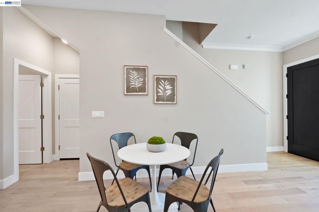 80 Woodbury Highlands Pl 10, Lafayette, CA 94549