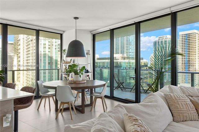 1300 S Miami Avenue 2001, Miami, FL 33130