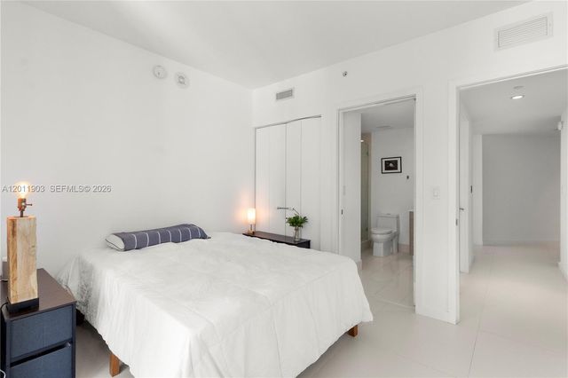 1300 S Miami Avenue 2001, Miami, FL 33130