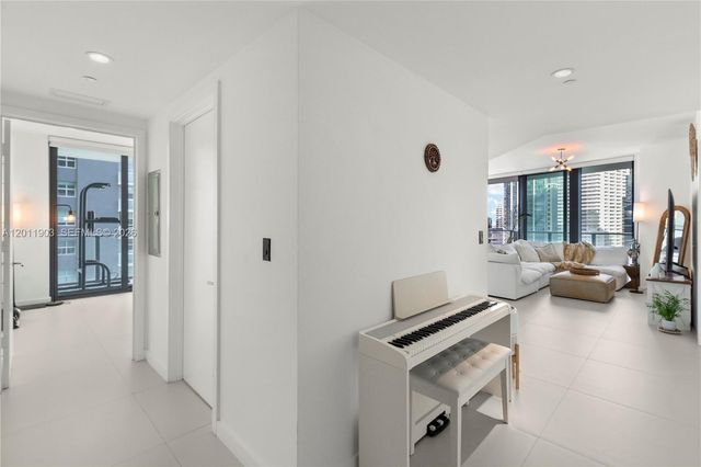1300 S Miami Avenue 2001, Miami, FL 33130
