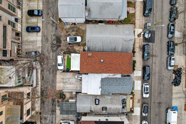 1116 Banner Avenue, Brooklyn, NY 11235