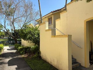 6235 SW 47TH Manor 202, Davie, FL 33314