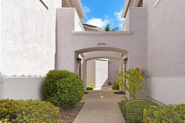 10950 Ivy Hill Dr 4, San Diego, CA 92131