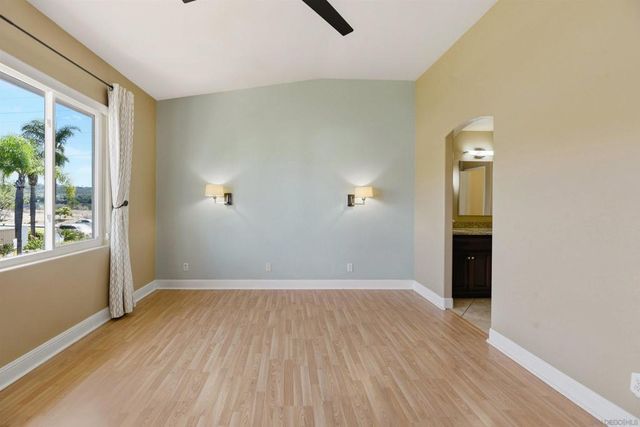 10950 Ivy Hill Dr 4, San Diego, CA 92131