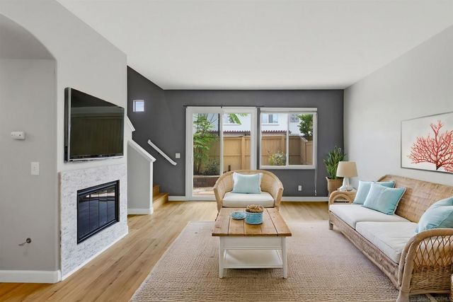 10950 Ivy Hill Dr 4, San Diego, CA 92131