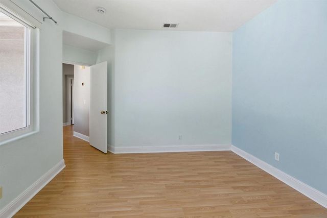 10950 Ivy Hill Dr 4, San Diego, CA 92131