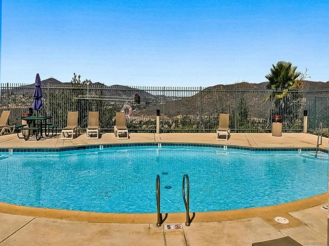 10950 Ivy Hill Dr 4, San Diego, CA 92131