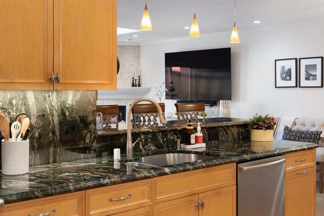 350 Newman Drive, South San Francisco, CA 94080