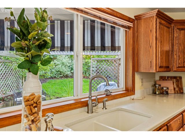 4712 Nw JEANICE Pl, Corvallis, OR 97330