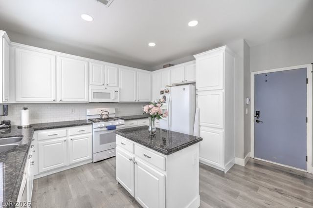 8051 Anasazi Ranch Avenue, Las Vegas, NV 89131