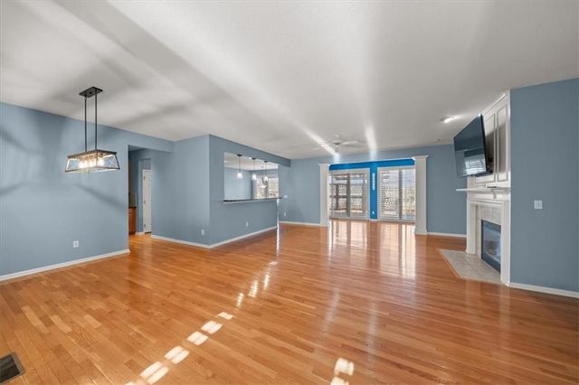 9324 Kenton Street, Lenexa, KS 66227