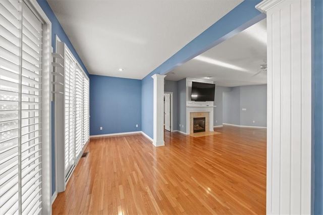 9324 Kenton Street, Lenexa, KS 66227