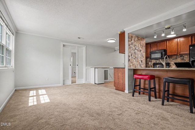 3805 Cascade Court, Raleigh, NC 27604
