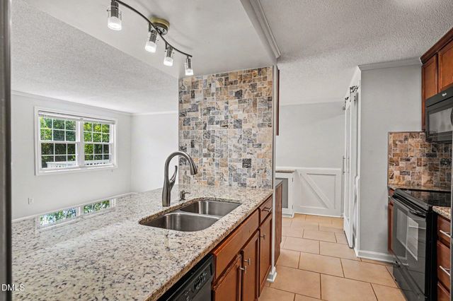 3805 Cascade Court, Raleigh, NC 27604