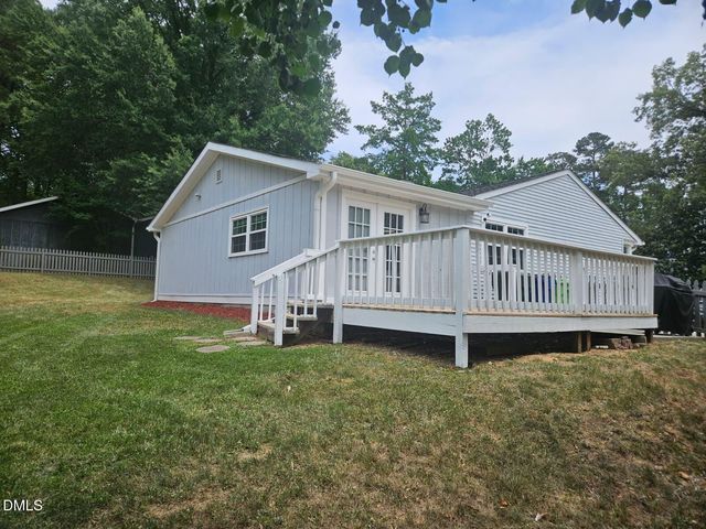 3805 Cascade Court, Raleigh, NC 27604
