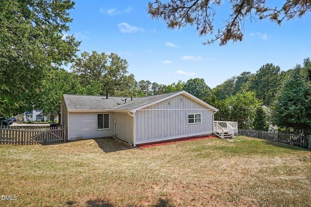 3805 Cascade Court, Raleigh, NC 27604