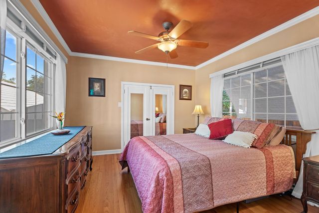 2214 U St, Sacramento, CA 95818