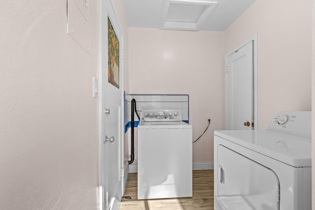 2214 U St, Sacramento, CA 95818