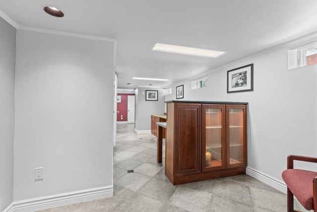 2214 U St, Sacramento, CA 95818