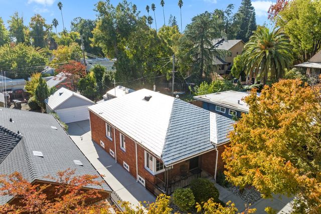 2214 U St, Sacramento, CA 95818