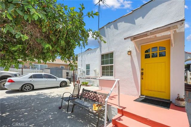 2376 Locust Avenue, Long Beach, CA 90806