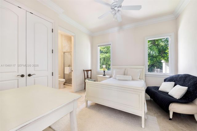 8252 SW 52nd Avenue, Miami, FL 33143