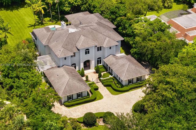 8252 SW 52nd Avenue, Miami, FL 33143