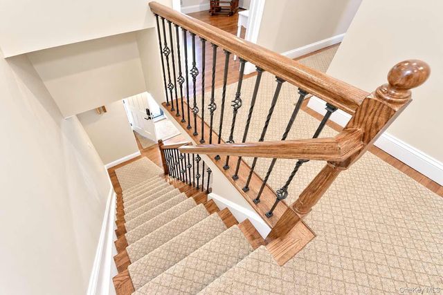 37 Gaymor Lane, Commack, NY 11725