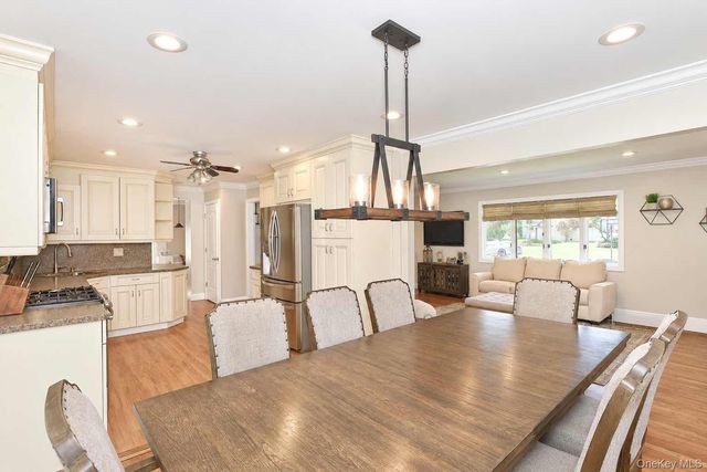 37 Gaymor Lane, Commack, NY 11725