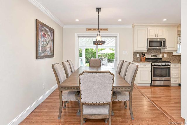 37 Gaymor Lane, Commack, NY 11725