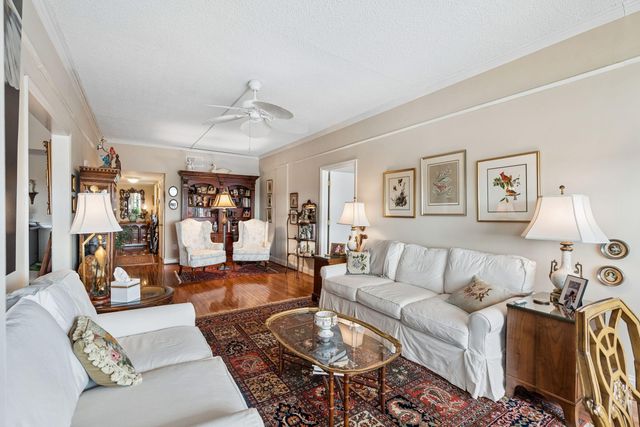 14 Lockwood Drive 7abg, Charleston, SC 29401