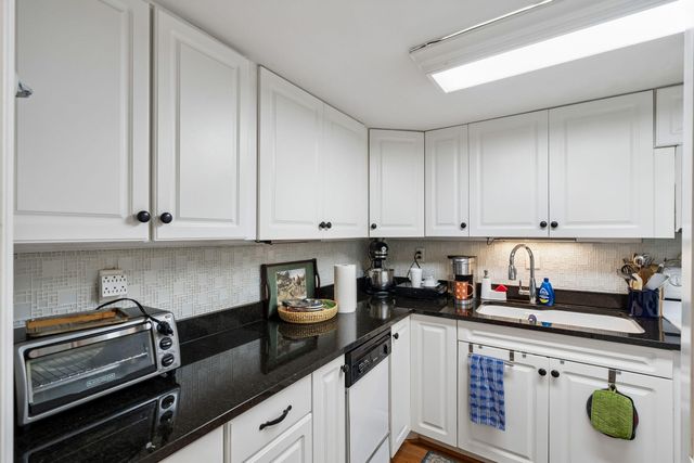 14 Lockwood Drive 7abg, Charleston, SC 29401