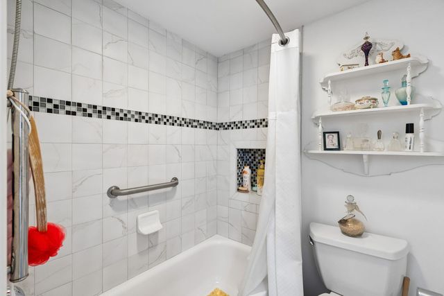 14 Lockwood Drive 7abg, Charleston, SC 29401