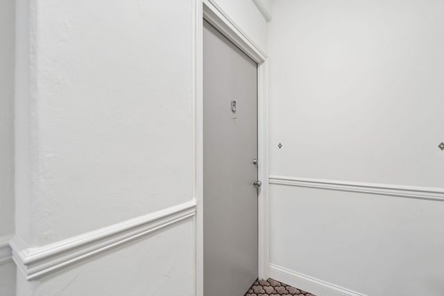 14 Lockwood Drive 7abg, Charleston, SC 29401