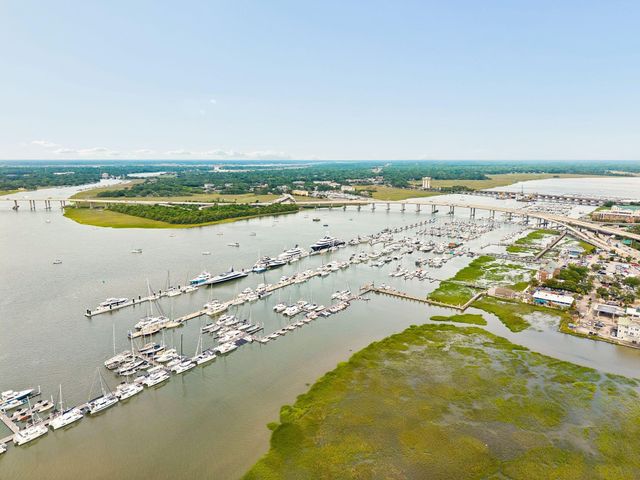 14 Lockwood Drive 7abg, Charleston, SC 29401