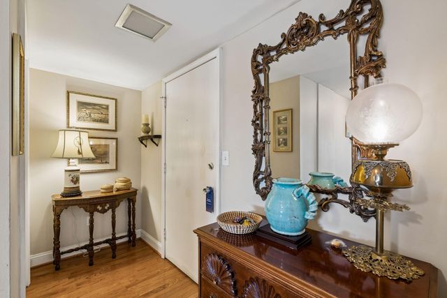 14 Lockwood Drive 7abg, Charleston, SC 29401