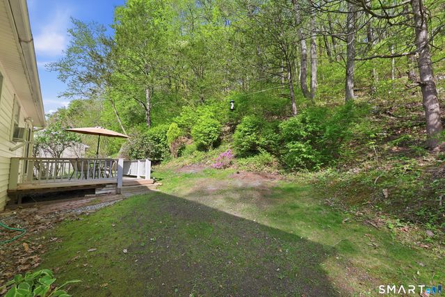 102 Metacomet Road, Plainville, CT 06062